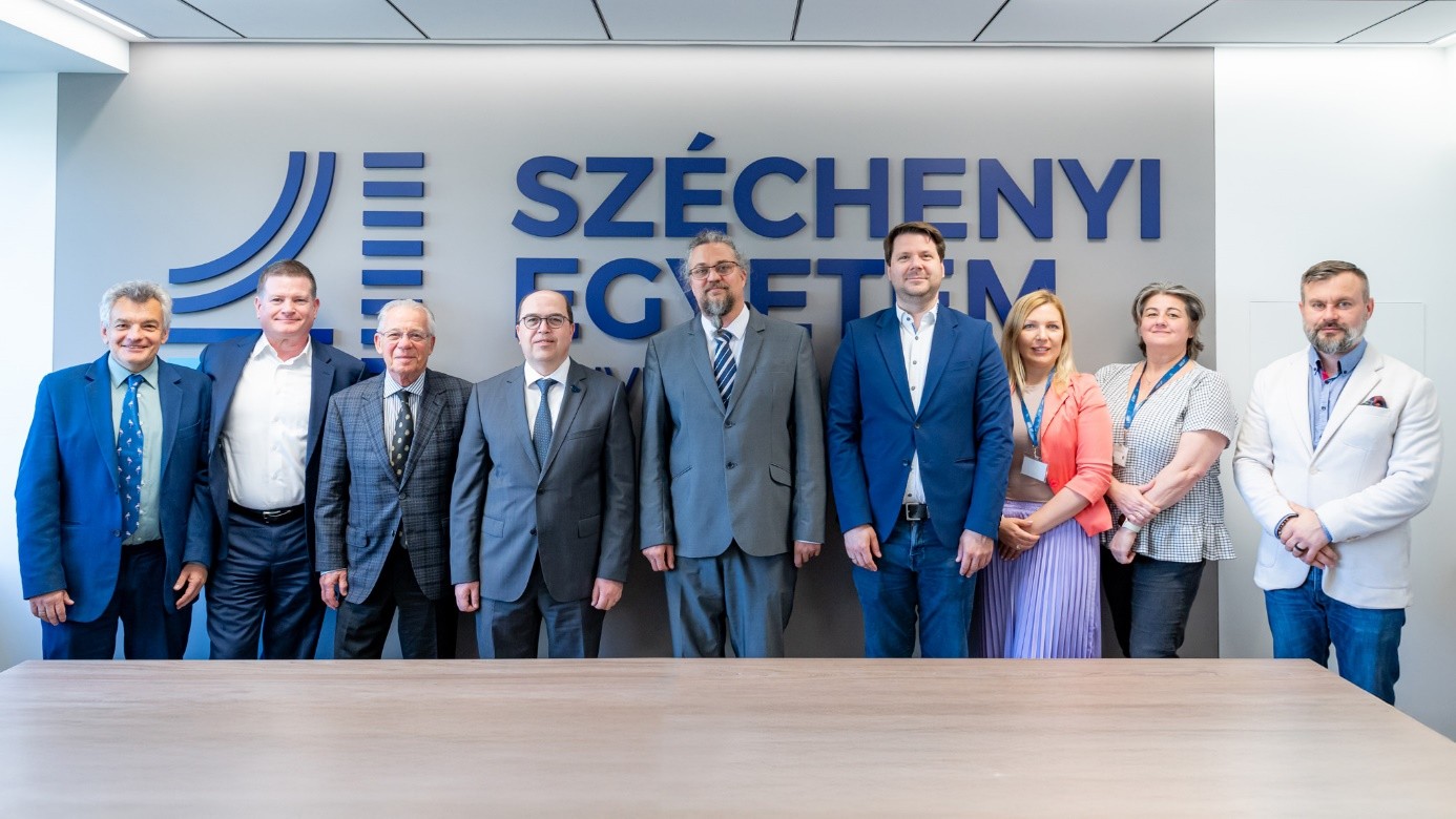 quinnipiac_latogatas (1).jpg